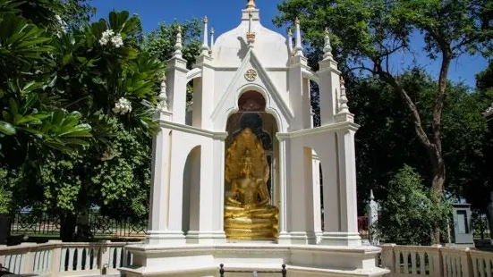 니웨 탐라프라왓 사원