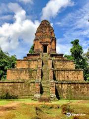 Baksei Chamkrong Temple