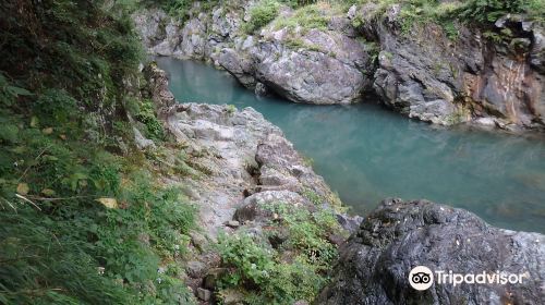 Hatonosu Valley