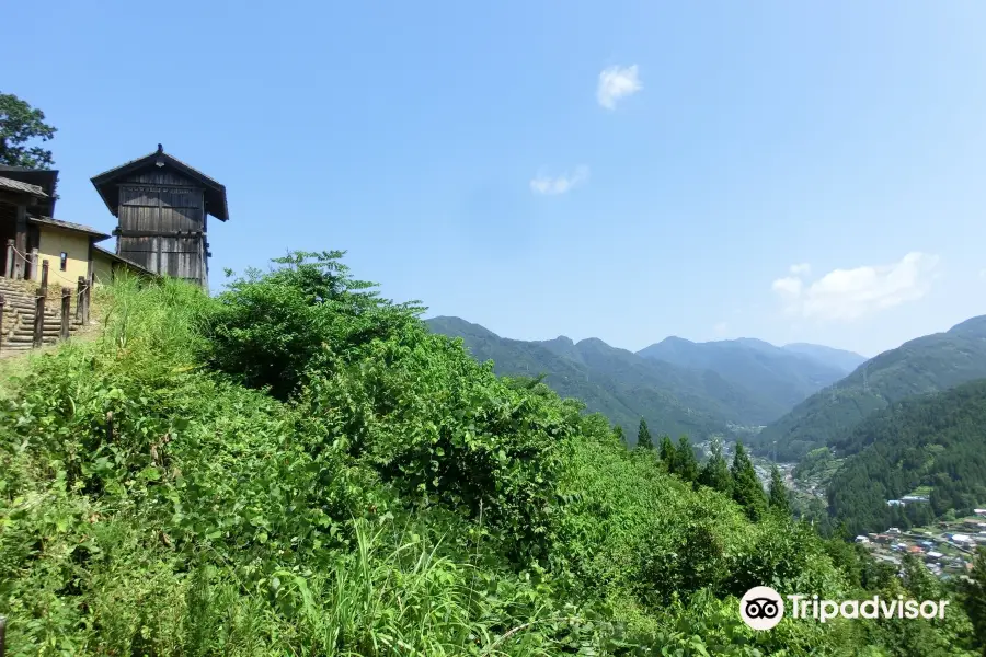 高根城跡