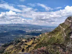 Los Farallones