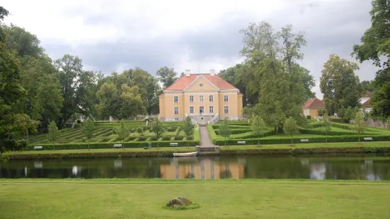 Palmse manor-air museum