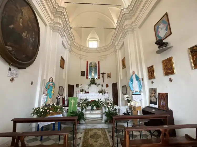 Hotels near Chiesa di Santa Maria Nascente