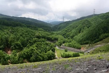 Kamihikawa Dam Hotels in Koshu