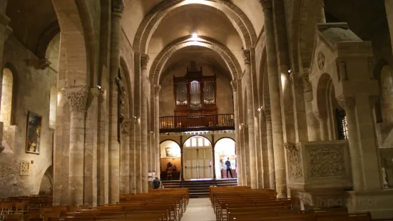 Basilique Notre-Dame-de-la-fin-des-Terres