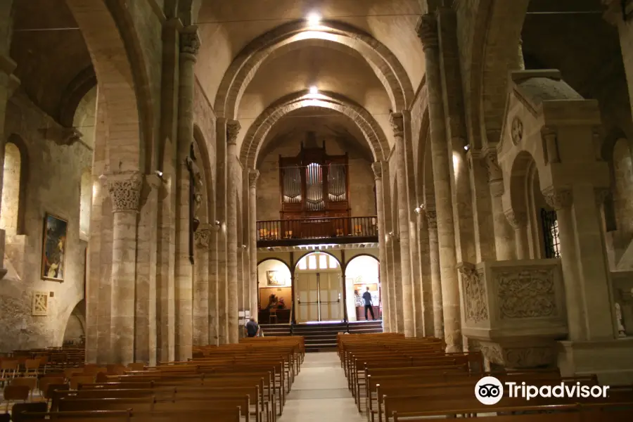 Basilique Notre-Dame-de-la-fin-des-Terres