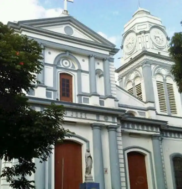 Các khách sạn gần Iglesia Parroquial San Jose de Caracas