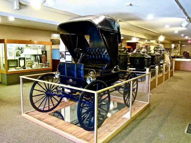 Hotels in Dowagiac