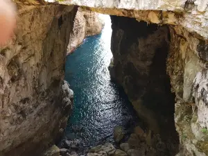 Grotta Del Turco