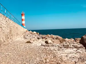 Phare Du Port La Nouvelle