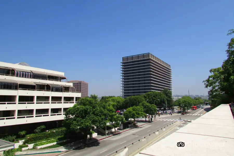 Department of Water and Power Building