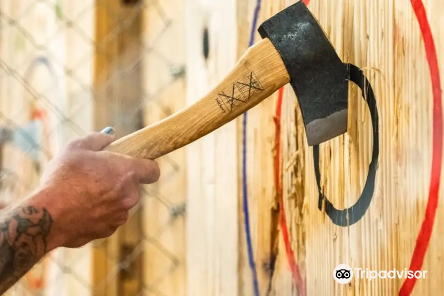 Urban Axes - Axe Throwing