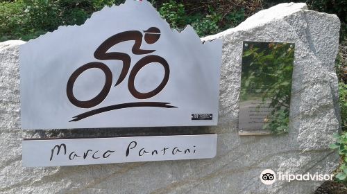 Monumento a Marco Pantani