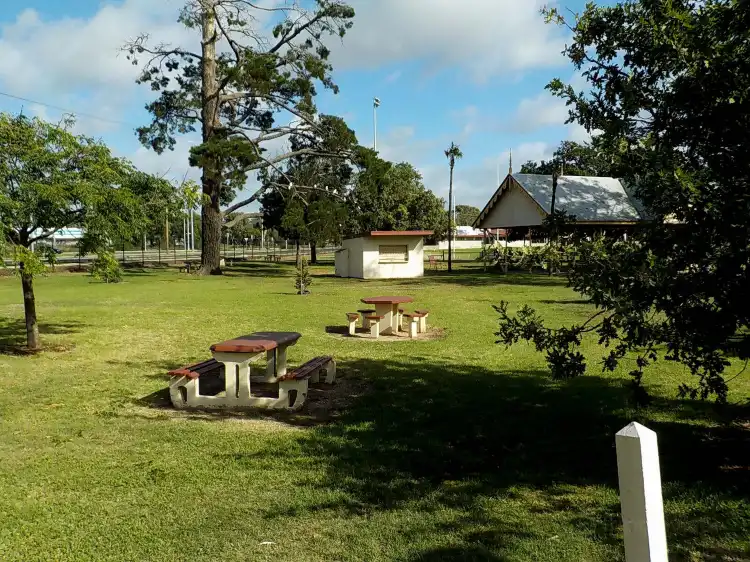 Hotels in Maddingley