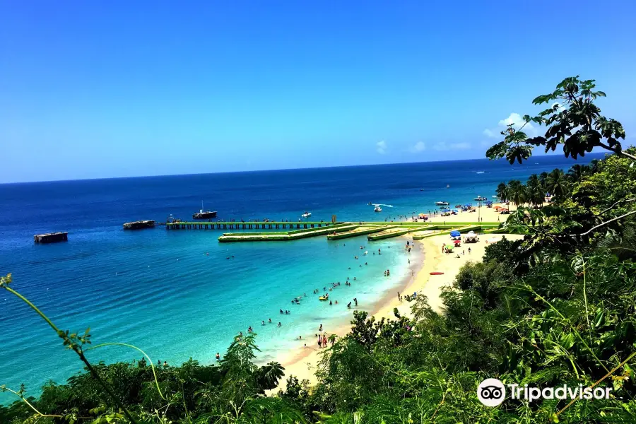 Crashboat Beach