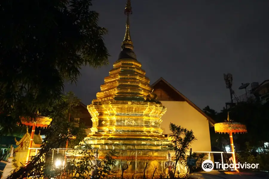 Wat Pha khao