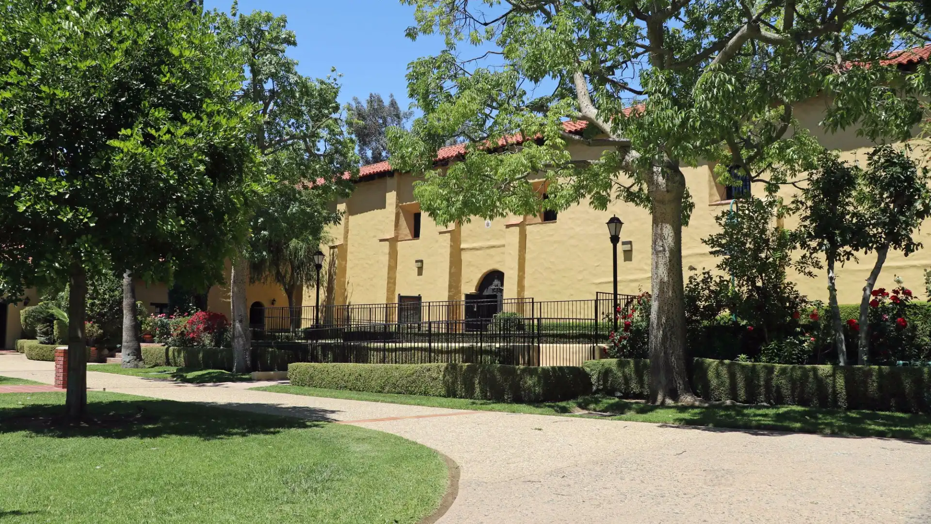 Hotels near Mission San Fernando Rey de España