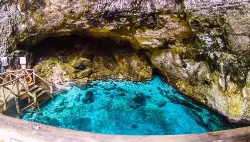 Hotels near Hoyo azul