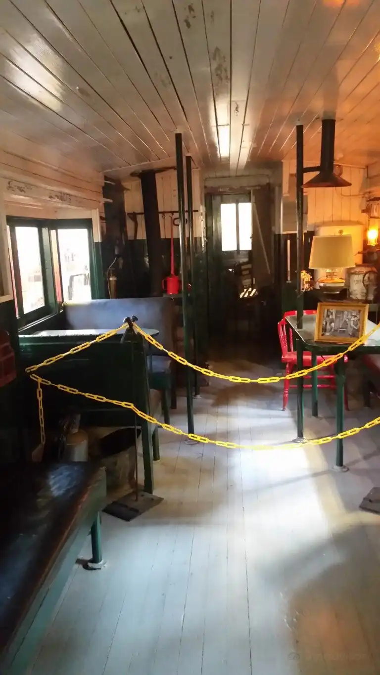 Hotels near South Dakota State Railroad Museum, Ltd.