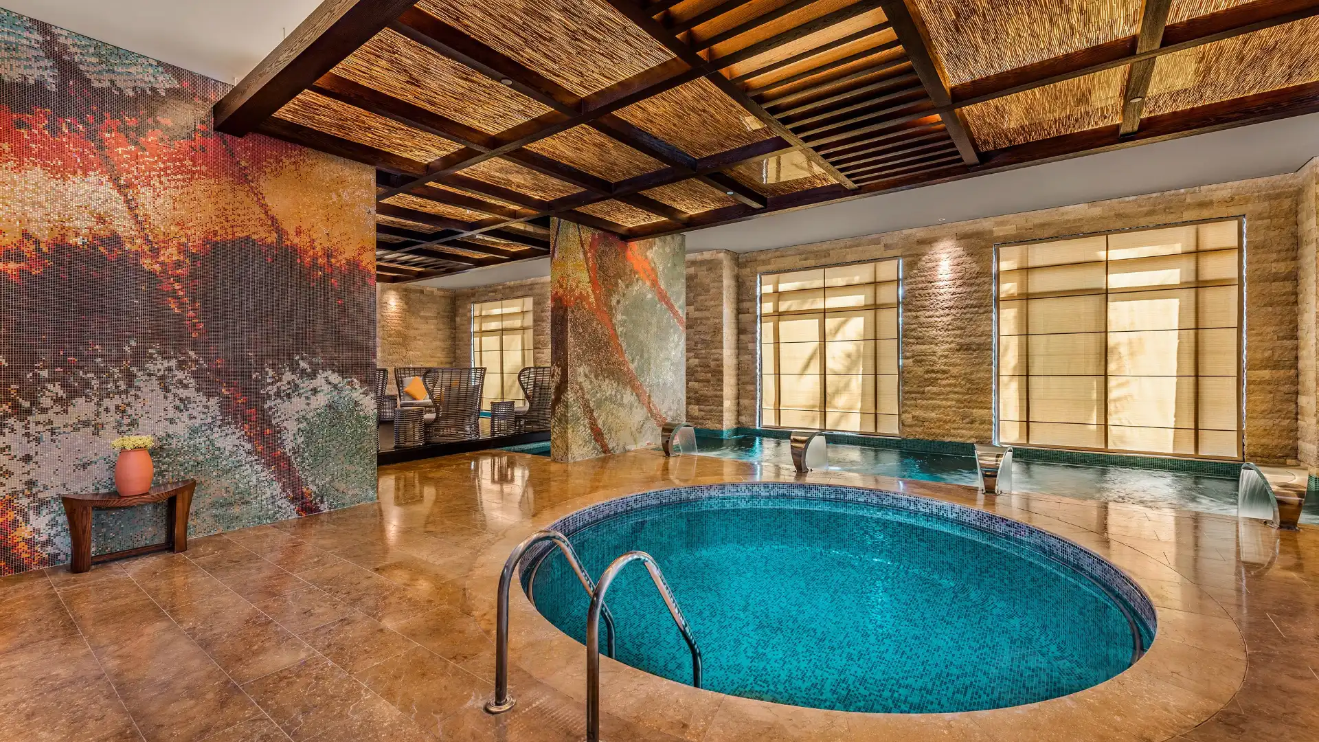 Hotels near Sofitel SPA, Dubai The Palm