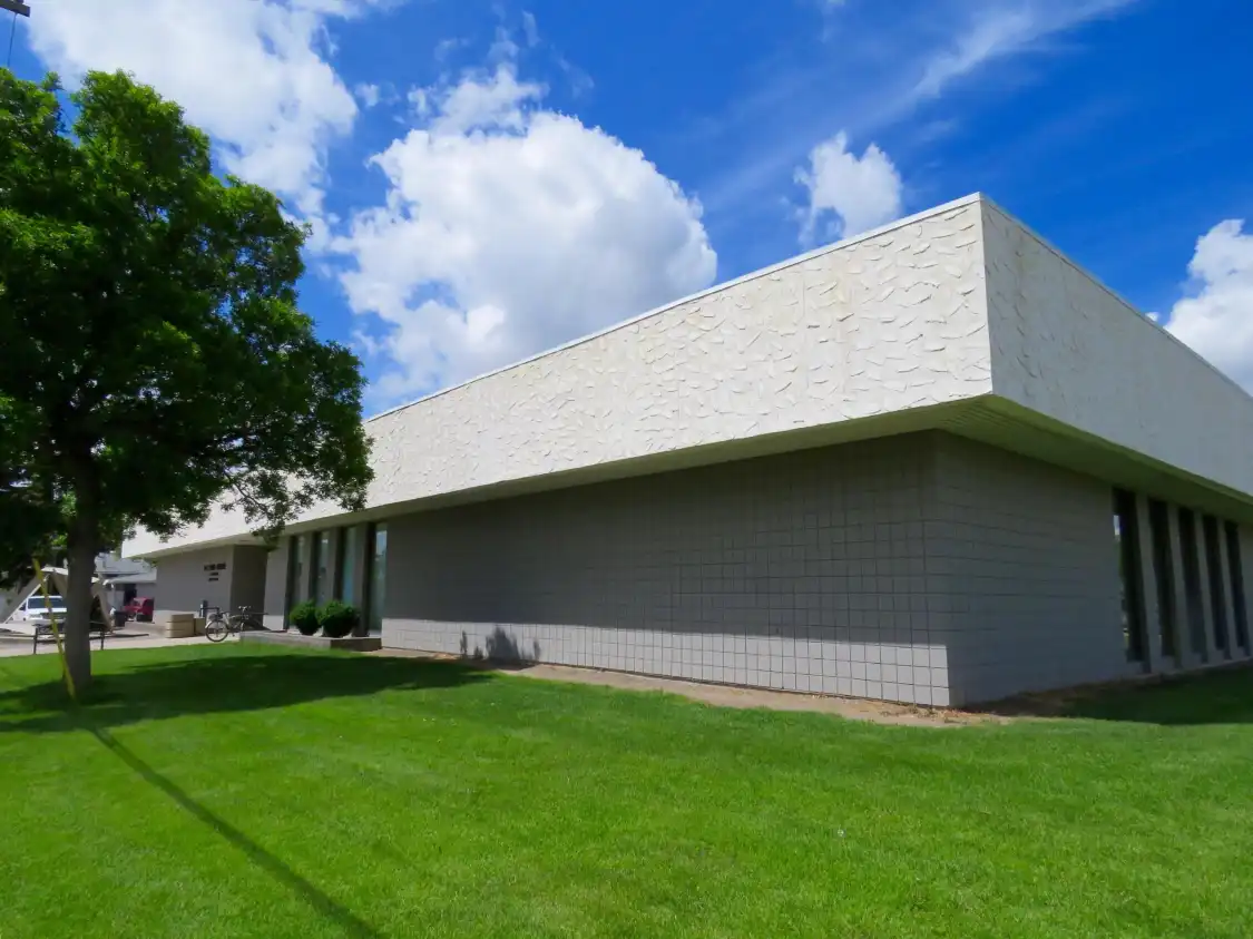 Hotels near Art Gallery of Swift Current