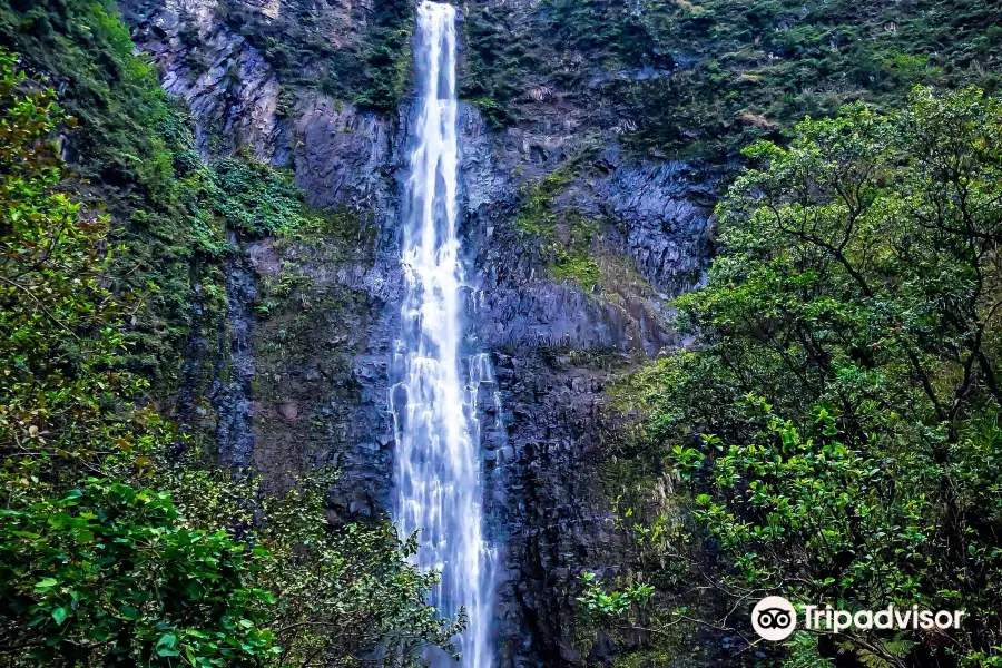 Hanakapiai Falls