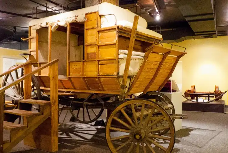 Các khách sạn gần Museum of the West