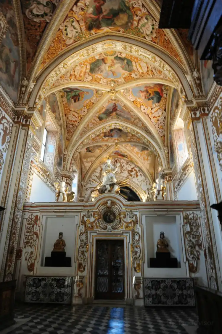 Hotel di Padula