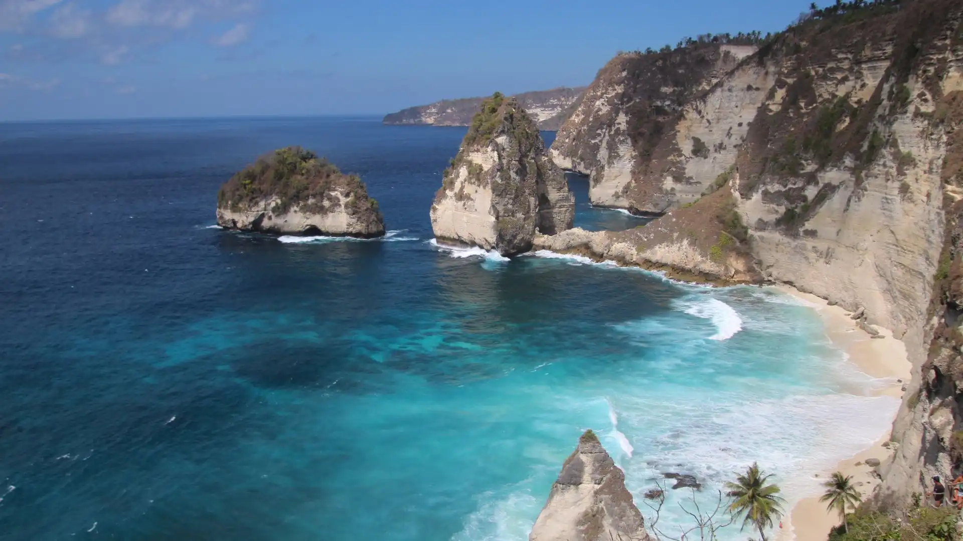 Hotels near Diamond Beach