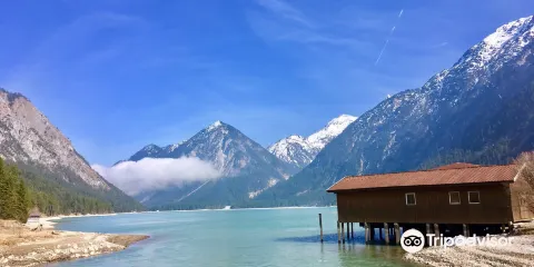 普蘭湖