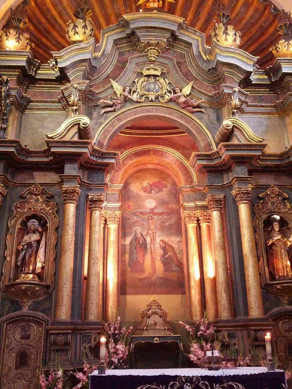 Hotels near Iglesia de las Nazarenas