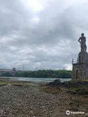 Horatio Nelson Memorial Statue