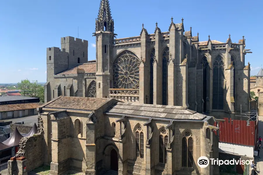 La Cité Médiévale La Cite Medievale