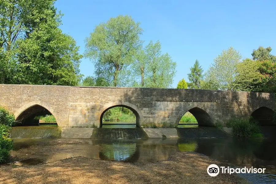 Geddington Ford & Bridge