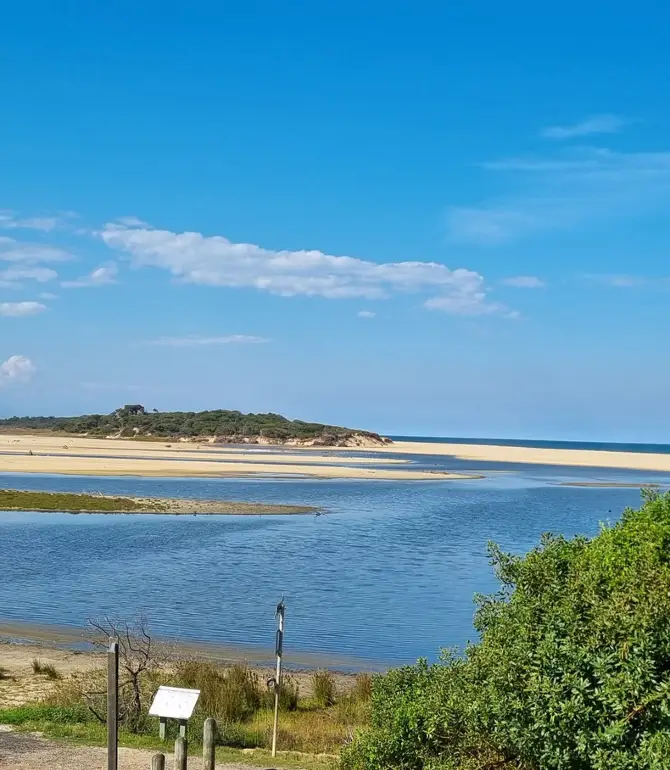 Lake Tyers Beach