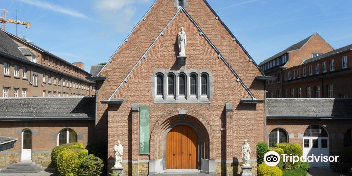 Couvent des Soeurs de Notre-Dame (Convent of the Sisters of Notre-Dame)