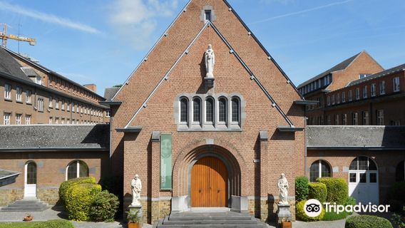 Couvent des Soeurs de Notre-Dame (Convent of the Sisters of Notre-Dame)