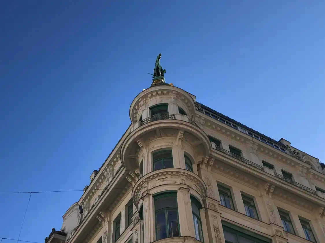 Hotels near Theresianischer Husar