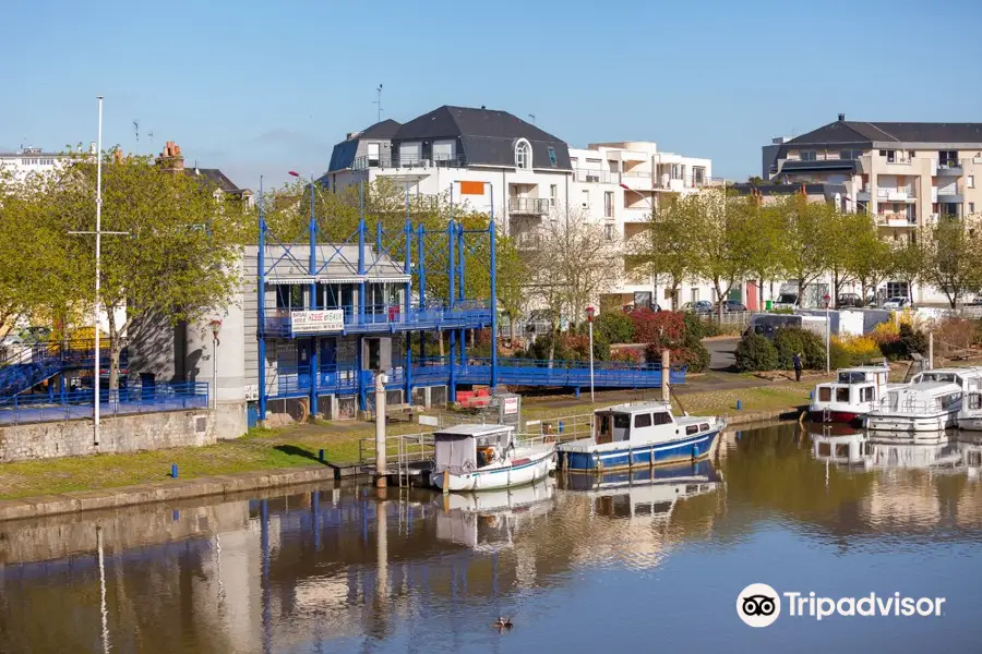 Port of Le Mans