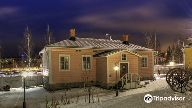 Toivola Old Courtyard