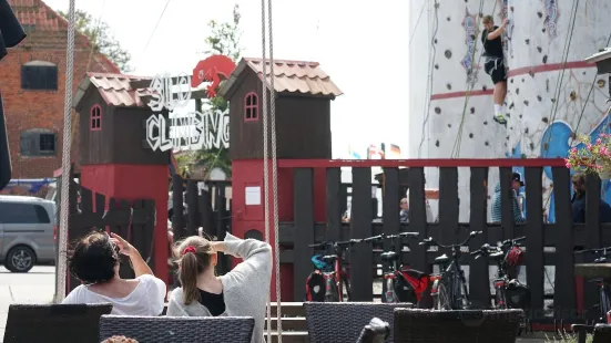 Silo Climbing