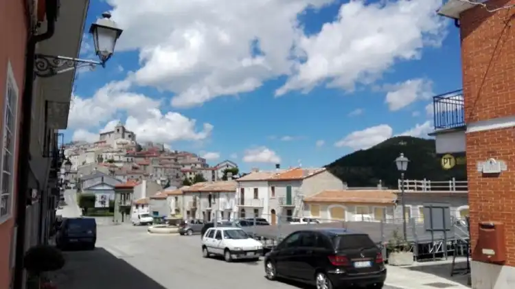 Schiavi di Abruzzo 호텔