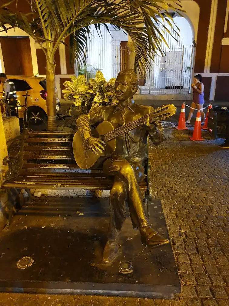 Hotels near Escultura de Adolfo Mejia