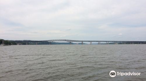 Hamilton Fish Bridge