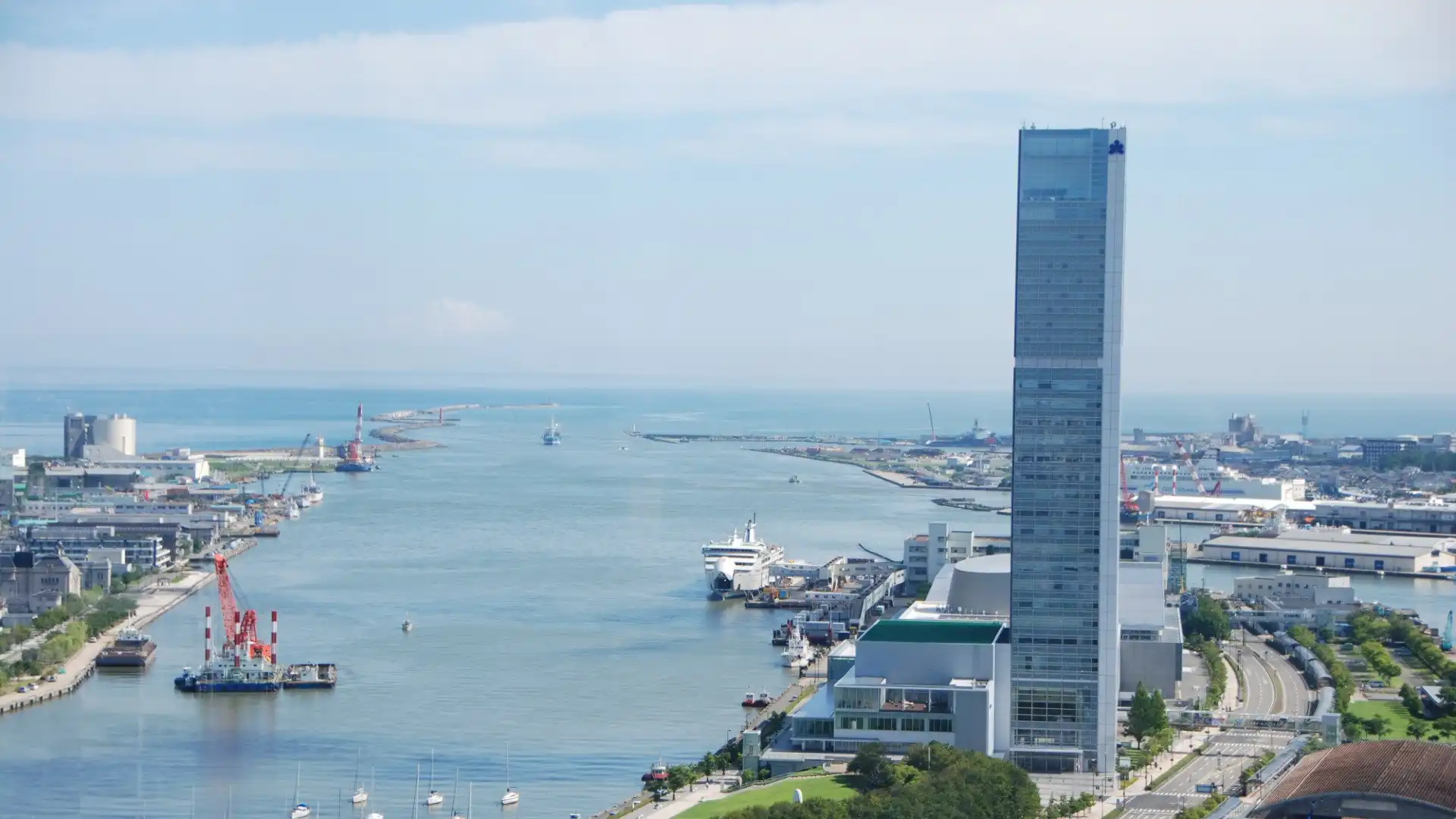 Hotels near MEDIA SHIP