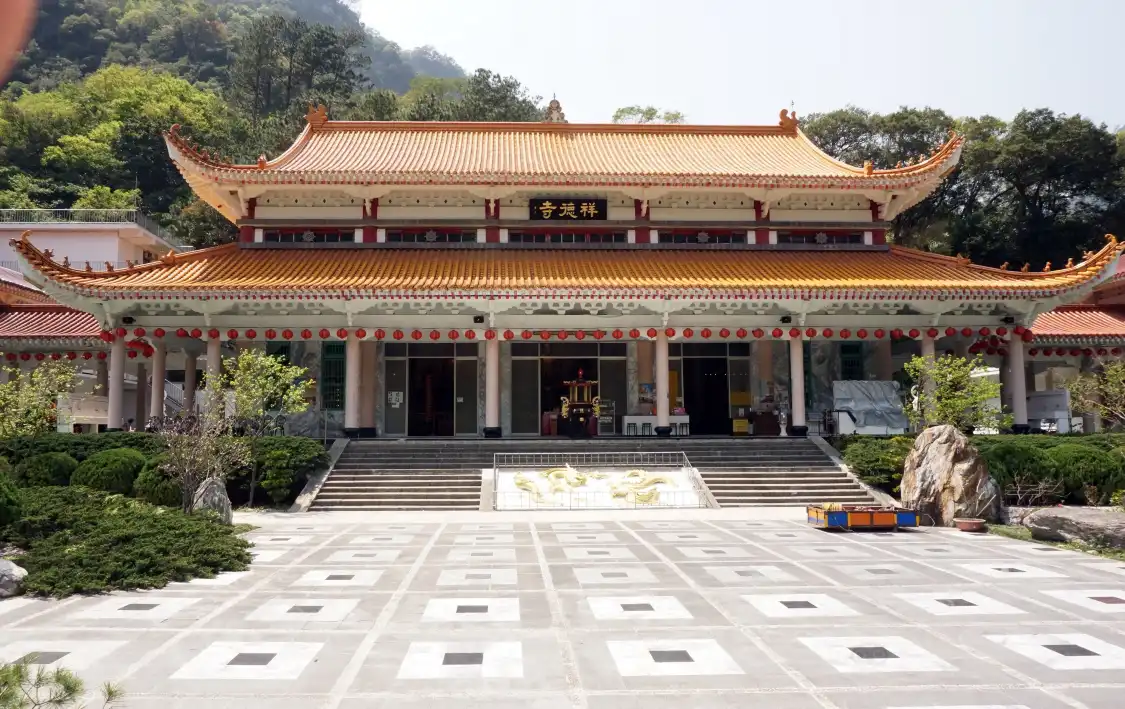 天峰塔附近的飯店
