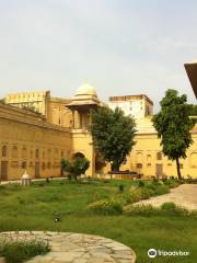 Akbar's Palace & Museum