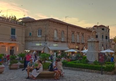 Piazza Ercole