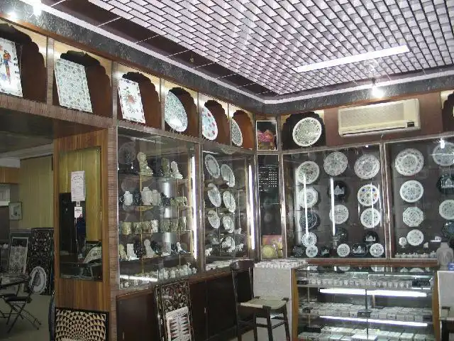 鄰近Subhash Emporium手工藝坊的酒店