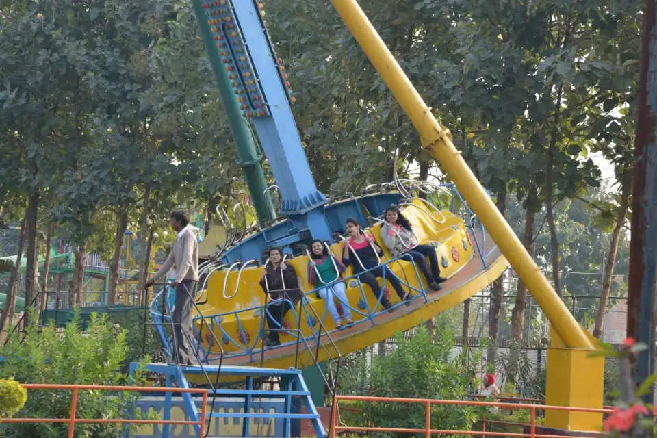 5_Fun City